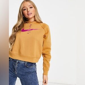 Nike sweatshirt